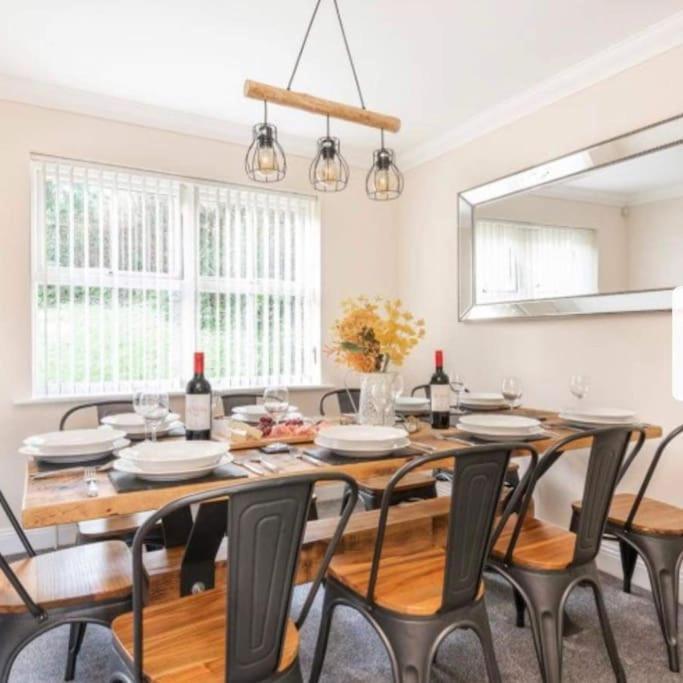 Beautiful Large Property, Sleeps 9 Walking Distance To The Sea , Beaches And Restaurants Fantastic Interior ライム・レジス エクステリア 写真